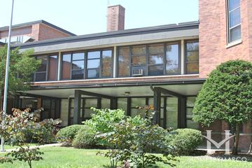 Irving Elementary School in Oak Park, IL
