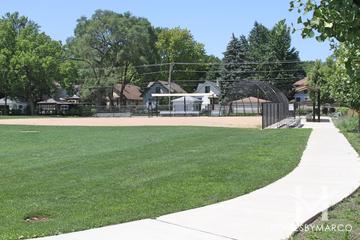 Abraham Lincoln Elementary School in Oak Park, IL
