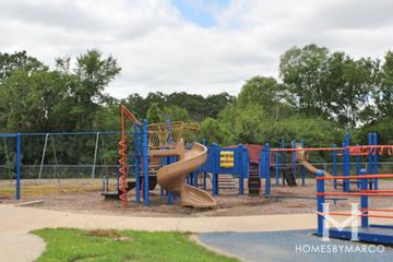 Orland Park Elementary School in Orland Park, IL