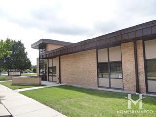 Memorial Elementary School in Tinley Park, IL