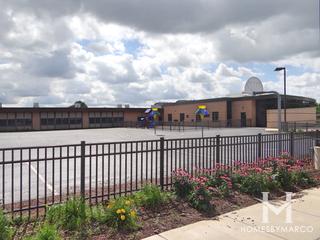 Memorial Elementary School in Tinley Park, IL