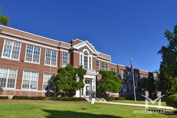 Ben Franklin Elementary School in Glen Ellyn, IL