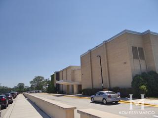 Hinsdale South High School in Darien, IL