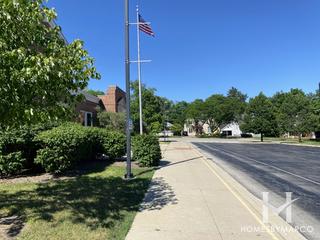 Walker Elementary School in Clarendon Hills, IL