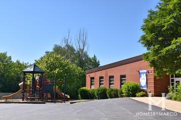 Madison Elementary School in Wheaton, IL