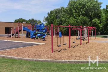 Maplebrook Elementary School in Naperville, IL