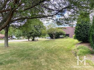 River Woods Elementary School in Naperville, IL