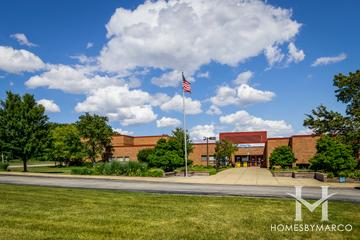 Meadow Glens Elementary School in Naperville, IL