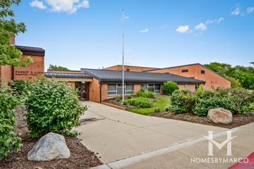 Clow Elementary School in Naperville, IL