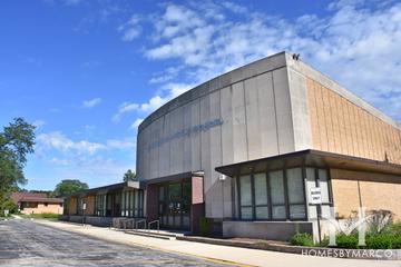 Sandburg Middle  School in Elmhurst, IL