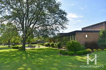 Edison Elementary School in Elmhurst, IL