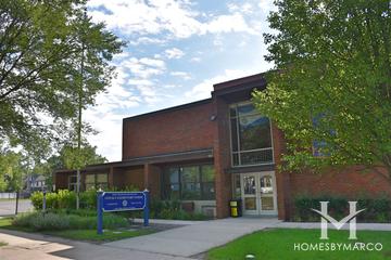 Lincoln Elementary School in Elmhurst, IL