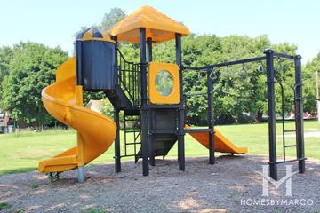 Garfield Elementary School in Elgin, IL