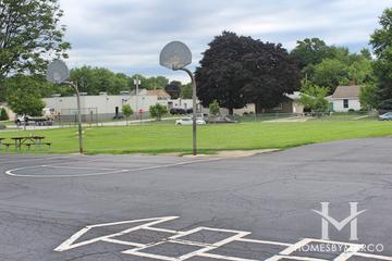 Harriet Gifford Elementary School in Elgin, IL