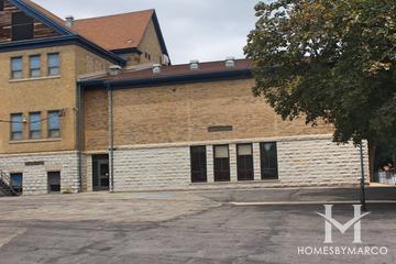 Washington Elementary School in Elgin, IL