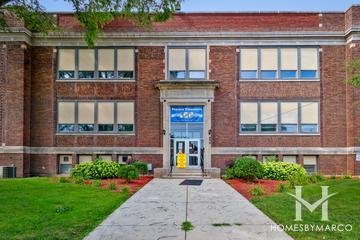W S Beaupre Elementary School in Aurora, IL