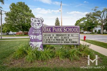 Oak Park Elementary School in Aurora, IL
