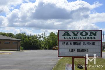 Avon Center Elementary School in Round Lake Beach, IL