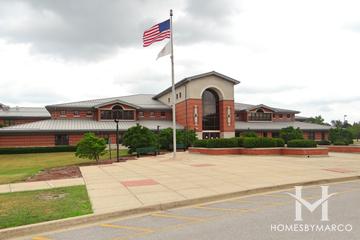 Photos of Woodland Middle School in Gurnee, IL