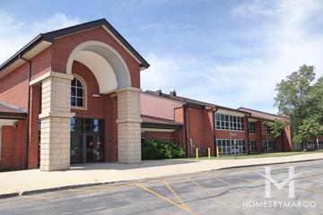 Woodland Elementary School in Gurnee, IL