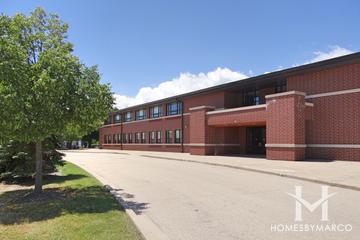 Gurnee Grade School in Gurnee, IL
