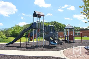 Oak Grove Elementary School in Libertyville, IL