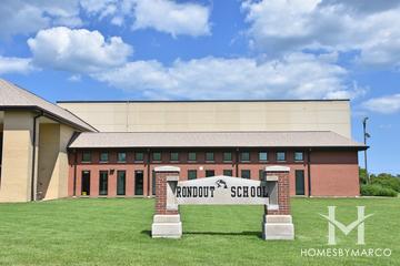 Photos of Rondout Elementary School in Lake Forest, IL
