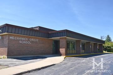 Mechanics Grove Elementary School in Mundelein, IL