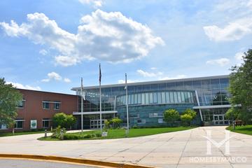 Spencer Loomis Elementary School in Hawthorn Woods, IL