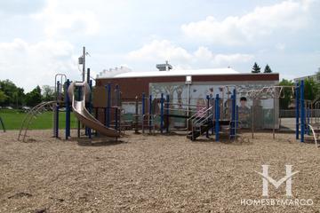 Indian Trail Elementary School in Highland Park, IL
