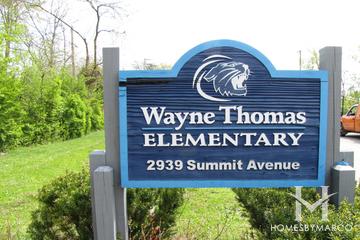 Photos of Wayne Thomas Elementary School in Highland Park, IL