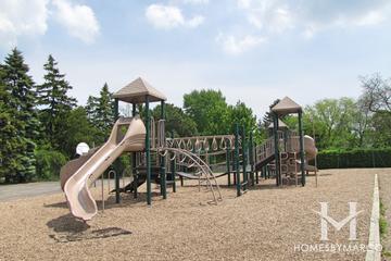 Lincoln Elementary School in Highland Park, IL