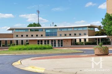 Adlai E Stevenson High School in Lincolnshire, IL