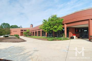 Barrington Middle School - Prairie Campus in Barrington, IL