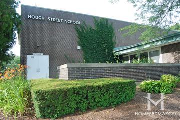 Hough Street Elementary School in Barrington, IL