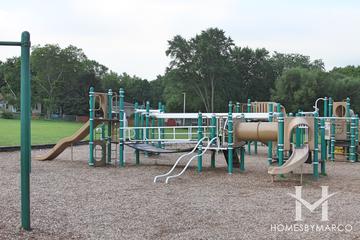 Edgebrook Elementary School in McHenry, IL