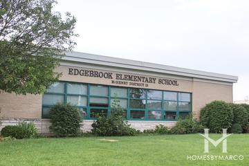 Edgebrook Elementary School in McHenry, IL