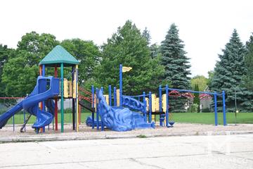 Briargate Elementary School in Cary, IL