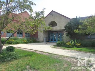 Three Oaks School in Cary, IL
