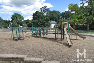 Husmann Elementary School in Crystal Lake, IL