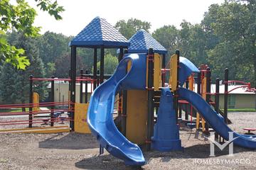 Haines Elementary School in New Lenox, IL
