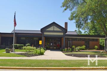 Hillcrest Elementary School in Downers Grove, IL