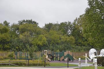 Country Meadows Elementary School in Long Grove, IL