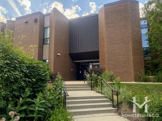 Fredrick Nerge Elementary School in Roselle, IL