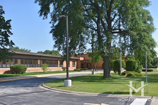 Thomas Edison Elementary School in Morton Grove, IL