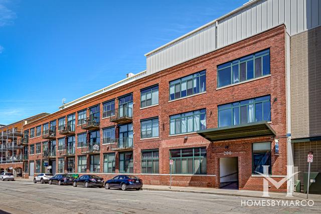 Photos of Water Street Lofts building in Milwaukee, WI