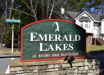 Rivers Edge subdivision in Fayetteville, GA