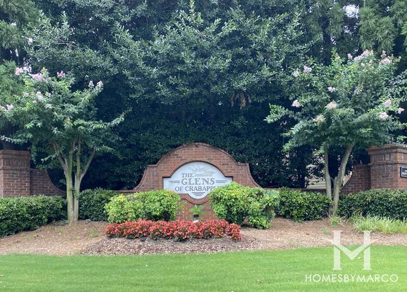 Photos of Glens of Crabapple subdivision in Roswell, GA