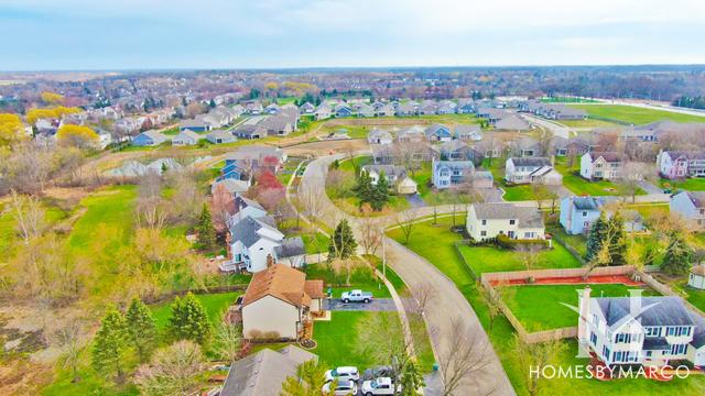 Southridge subdivision in Gurnee, IL