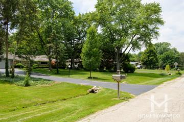 Arboretum Estates West subdivision in Glen Ellyn, IL
